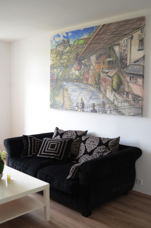 Schoene 3-Zimmer Wohnung Im Herzen Von Wuppertal Buitenkant foto